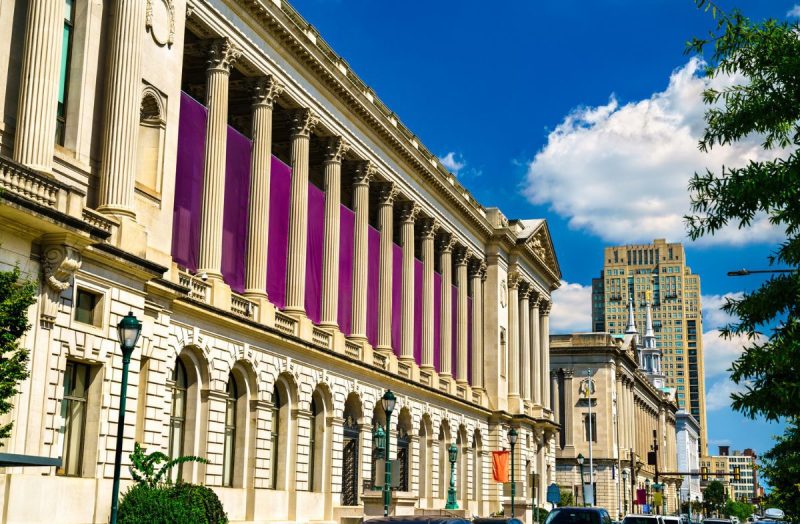 Exterior shot of Parkway Central Library in Philadelphia.