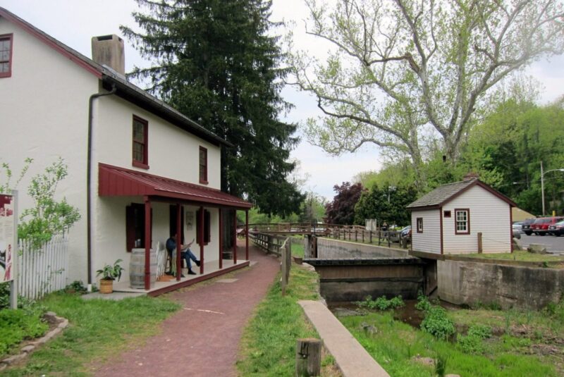 What to do in New Hope, the “Best Small Arts + Culture Town” in the US