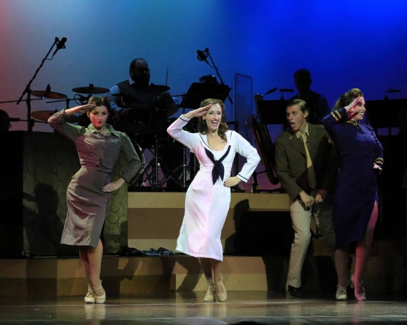 Watch a Broadway-quality show alongside a delicious meal at the Dutch Apple Dinner Theatre in Lancaster.